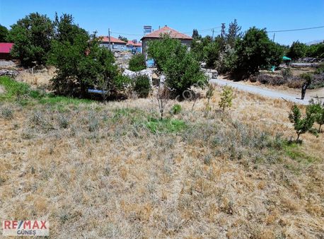 Doğanşehir Günedoğru Mahallesinde 600 M2 Satılık Arsa