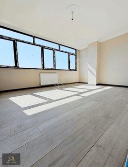 Çayırovada 3+1 Asansörlü Ara Katlar