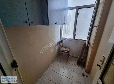Bursadabul'dan Barış Mah. Merkezinde 3+1 Kiralık Ara Kat Daire