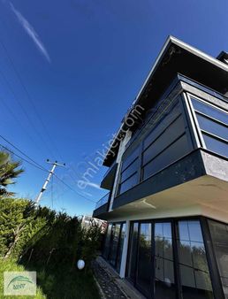 Burunucunda Süper Lüx Triblex Villa