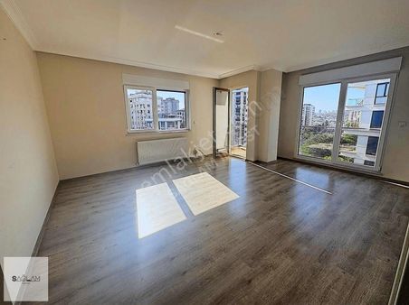 Sağlam'dan Feneryolun'da 85 M2 Net Balkonlu 2+1 Geniş Daire