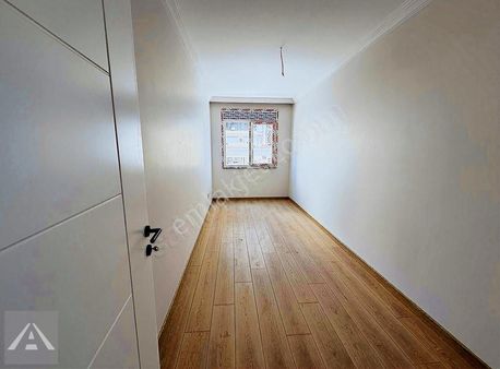 Maltepe Minibüs Yolunda Sıfır Arakat 3+1 Daire