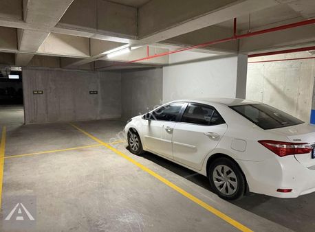 Nidaparkta 13. Katta Deniz Manzaralı Geniş Balkonlu Boş 2+1