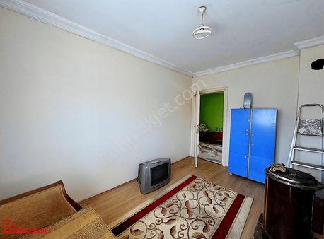 Hedef Emlaktan Kumyurtta 1500 M2 Arsa Ve Villa Yapı Ruhsatlı