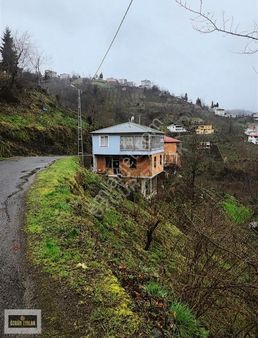 Özgür Emlak'tan Anayol Üzeri Satılık 2.5 Kat Müstakil Ev