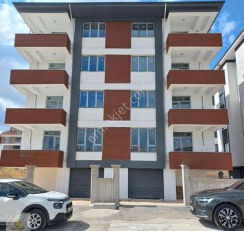 71 Evler Albayrak Cadde Yakınında Satılık 2+1 Lüks Daireler