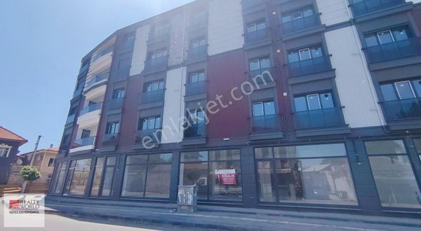 Rw Nefes'ten Gömeç'in En İşlek Caddesinde Kiralık Mağaza