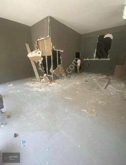 İşlek Cadde Üstü Düz Giriş Kiralık Mağaza Dükkan İş Yeri