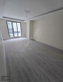 Avcılar In Merkezine 5 Dk Yürüme Mesafesinde Satılık Ara Kat