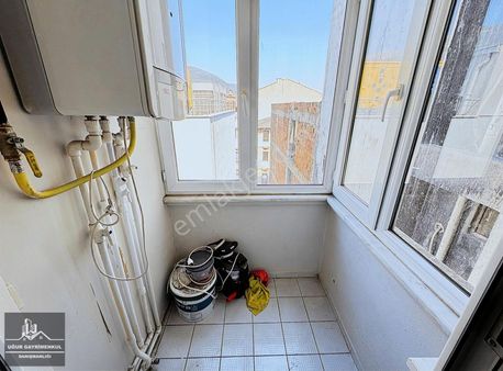 Uğur Gayrimenkul'den İstikal Caddesinde Satılık 3+1 Daire