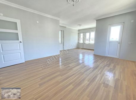 Antalya Konyaaltı Liman Mahallesinde Satılık 3+1 Daire