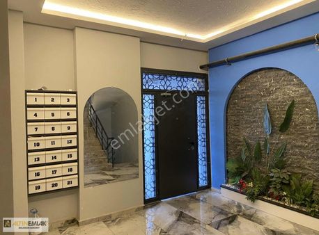 Altın Emlaktan Gazicelal'de 2+1 Ebeveyn Banyolu/ferah Daire