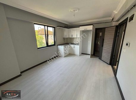 Üniversite Yanı Kiralık Lüks Ara Kat 1+1 Daire