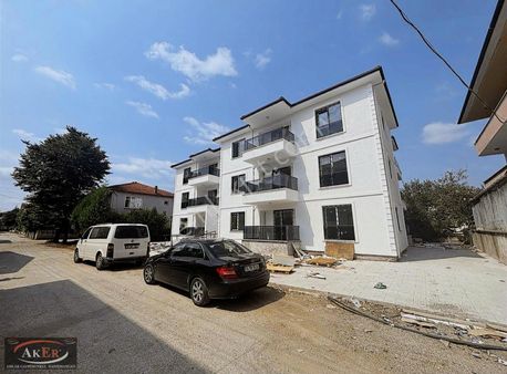 Konuralp Mahallesinde 2+1 Ara Kat Sıfır Lüks Daire