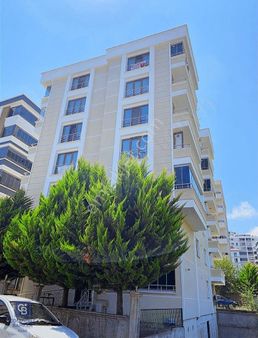 Cağaloğlu Final Okulları Arkasında Fırsat Fiyatlı Geniş 1+1