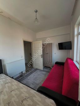 Cuma Pazarı Yanı Balkonlu 2+1 Kiralık Apart 13.500₺