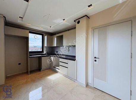 Ayrı Mutfak,ebeveyn Banyo,iskanlı,sıfır,1.5 Mılyon Kredi