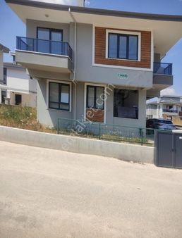 Muğla Menteşe Yeniköy'de Satılık Geniş 2+1 Daire