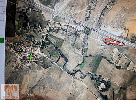Fakıbeyli Ana Yol Kenarı 7 Dönüm