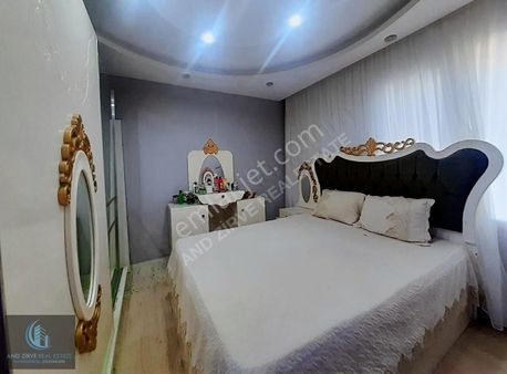 Mersin Viranşehir Mah'de Denizi Gören Plaja 50 Metre 3+1