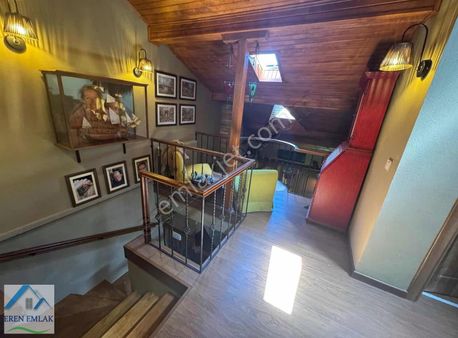 Sapanca Gazipaşa'da 3+1 Havuzlu Site İçi Satılık Villa