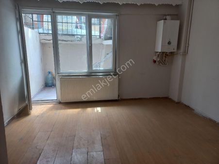 Es Emlaktan 5 Katlı Binada Satılık 2+1 Daire