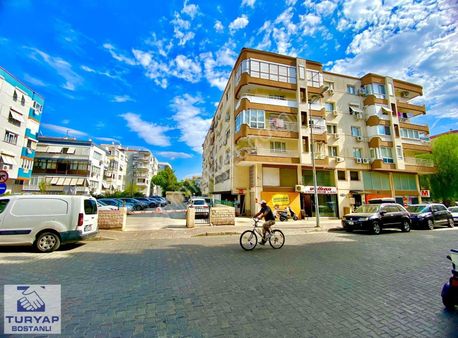 Karşıyaka Nergiz'de Kurumsal Kiracılı(migros) Satılık Dükkan