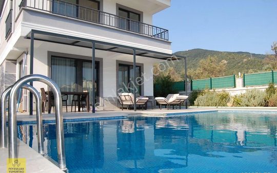 Feyzullah'tan, Ocaklarda 5+3 Triplex,havuzlu,satılık Villa