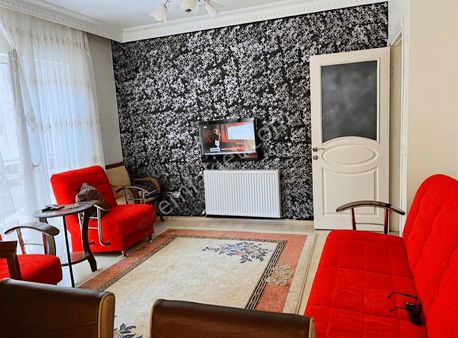 Merkezi Lokasyonda_balkonlu_ferah_masrafsız_2+1_satılık_daire