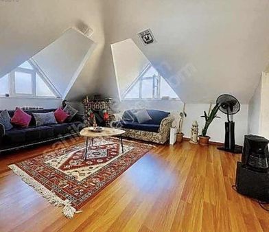 Finans Merkezi Lokasyon_metronun Yanıbaşı_teraslı_dubleks_daire