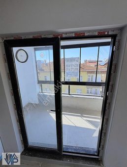 Bafra Vıp Gayrımenkulden Emirefendi Mah'de Satılık 2+1 Daire!!