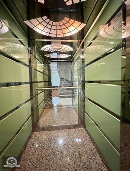 Sultançiftliği Tam Merkezde 2+1 İskanlı Asansörlü Arakat