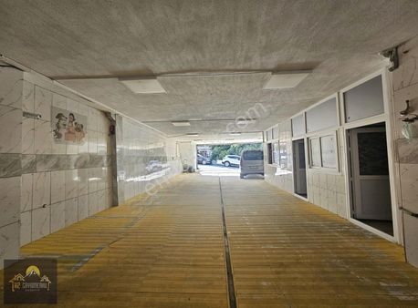 Kuşadası Merkezde Kiralık 170m2 Dükkan