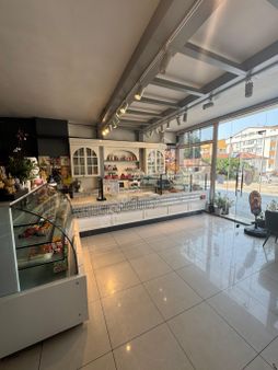 Görüklede Cadde Üzerinde Devren Hazır Kurulu Düzen Kafe & Pastane