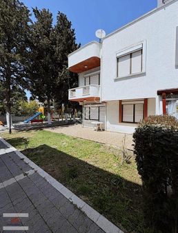 Marmara Ereğlisi Yeni Çiftlik Örnek Tatil Sitesinde Dubleks