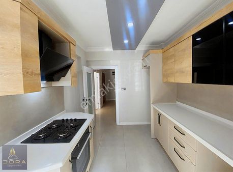 Dora Dan Satılık Altınkumda Ebeveyn Banyolu 3+1 Daire