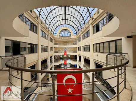 Ataşehir Ata Çarşıda, Metropol Avm Karşısı Satılık 60m² İş Yeri
