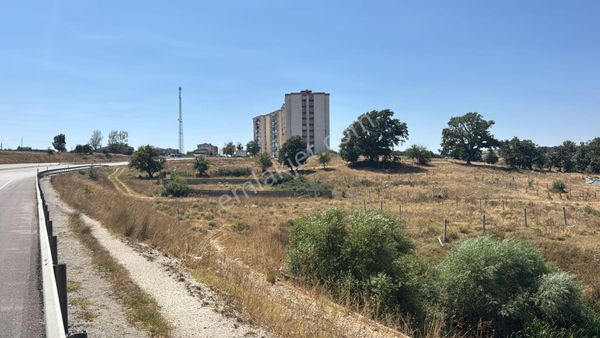 Saray Büyükyoncalı Yeniköy'de Satılık 363m2 İmarlı İfrazlı Arsa