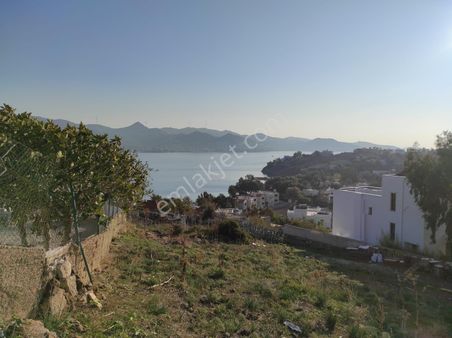 Limopol'den Yalıkavak Küdür Mevkiinde Deniz Manzaralı Arsa