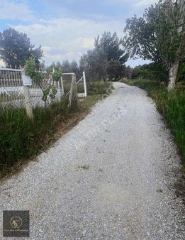 Torbalı Çakırbeylide Tapuya Kayıtlı İçinde Evi Olan Tarla