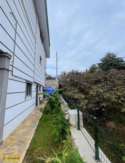 Ayazlıda 6+1, Sıfır, Müstakil Doğa Ve Deniz Manzaralı Villa