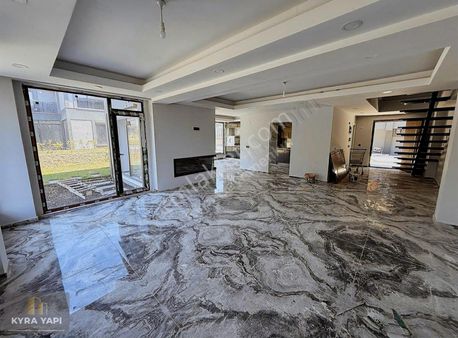 Kyra Yapı Dan Villa Müstakil.havuz ..doğa Orman