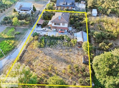 Tapuhaneden Büyükdere'de 2 Katlı Müstakil Ev-1655m2 Arsa İçinde