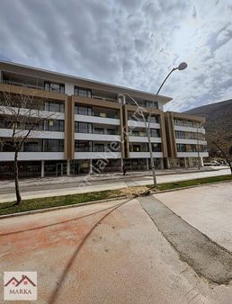 2m Migros Kurumsal Kiracılı 175 M2 Satılık İşyeri