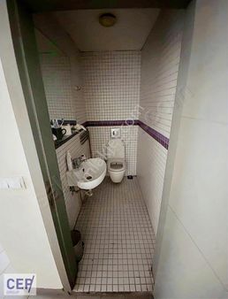 Ilıca İş Merkezi Sel Sokakta Satılık Büro Ofis