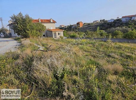 Sızmada, Yem Yeşil Doğa İçinde Harika Konumda Bahçe