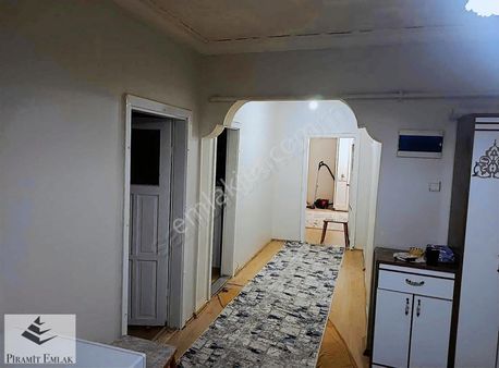 Piramit Gm'den Dadaşkette Satılık 3+1 Daire