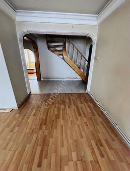 Loft Gayrimenkulden Alipaşa'da Satılık 6+2 Dubleks Daire