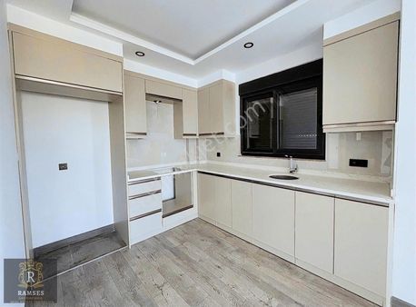 Ilıca Mah.satılık 3+1 Havuzlu Lüks Dubleks Daire