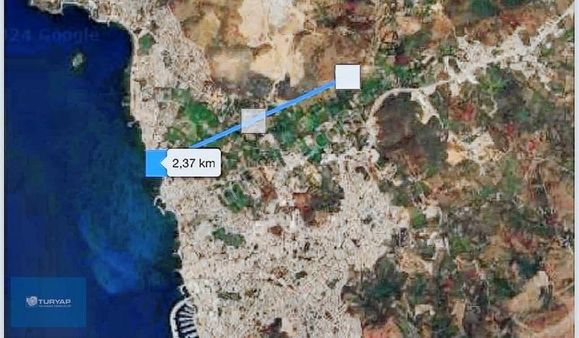 Bodrum'da İmar Sınırında 8900 Mt2 Arazi Ve Taş Ev